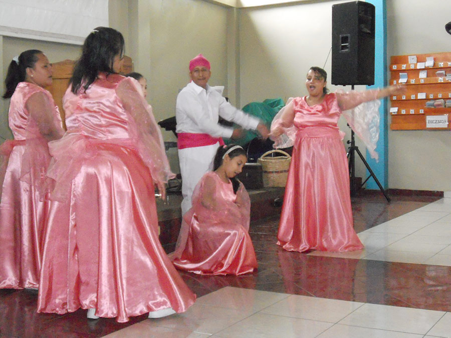 2014-ncfc-ecuador (54).jpg