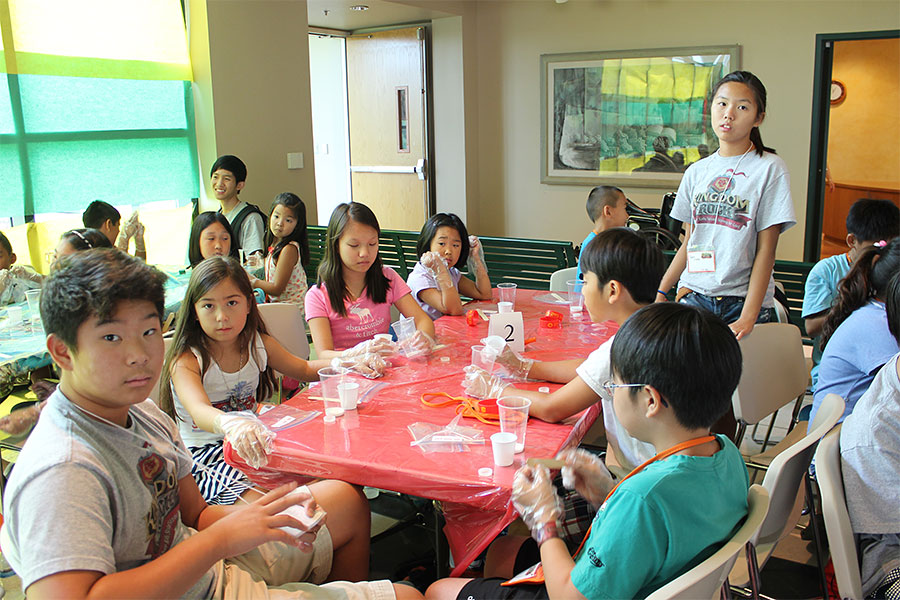 07302013-elementary-vbs (44).jpg