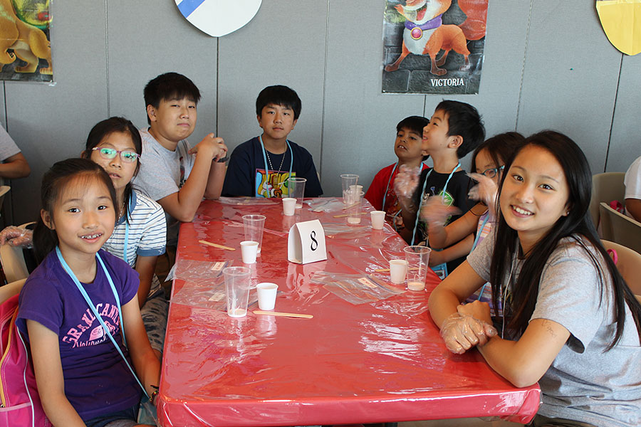 07302013-elementary-vbs (41).jpg