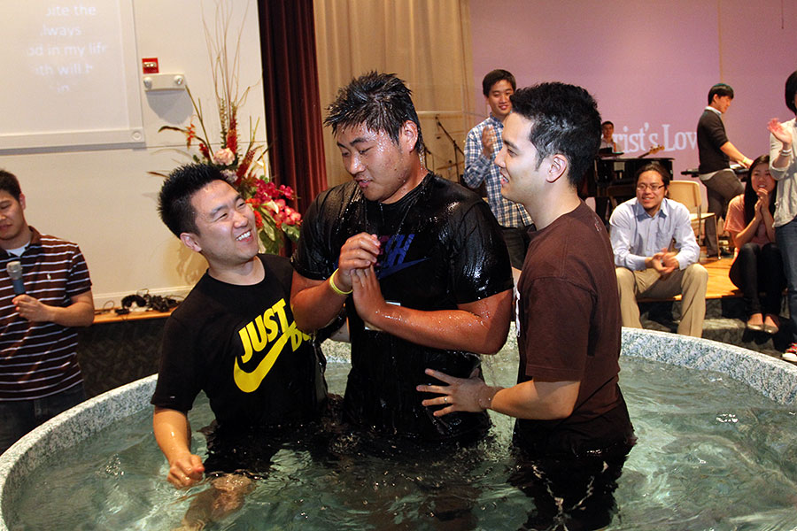 04142013-ec-baptism (7).jpg