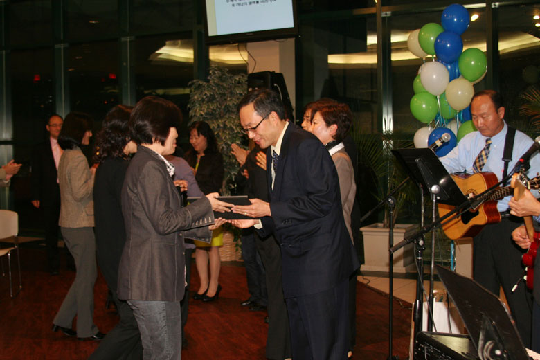 10222011-pastor (14).jpg