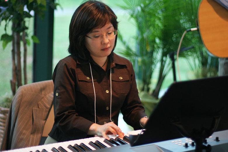 05012011-alpha (33).jpg