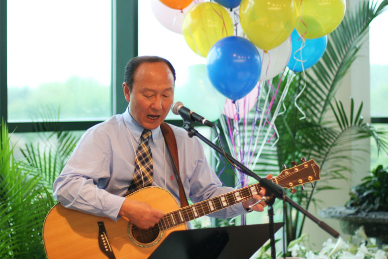 05012011-alpha (27).jpg