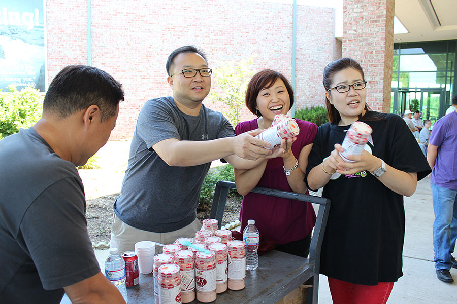 06152013-yardsale (42).jpg