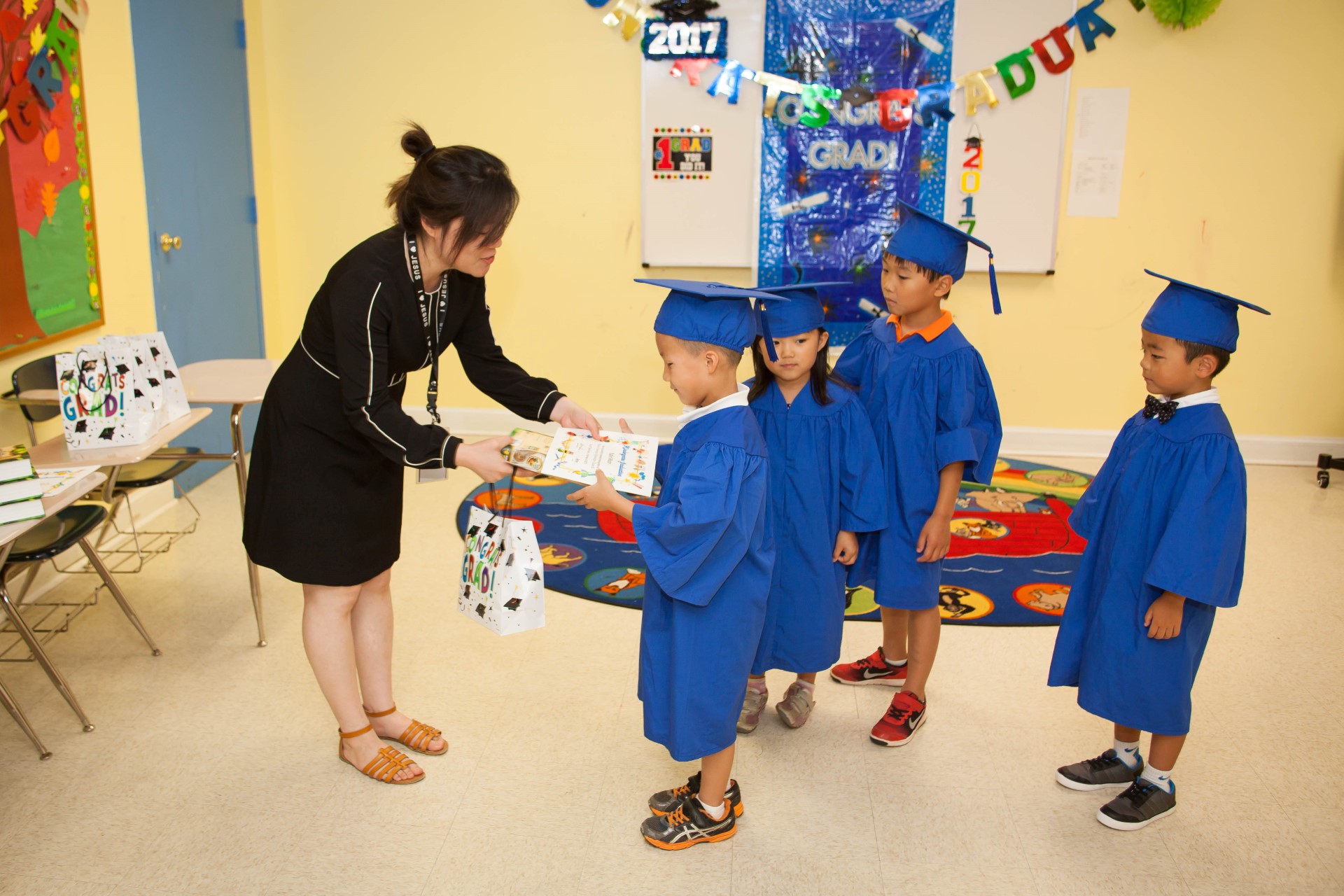 IMG_4125 (Custom).jpg