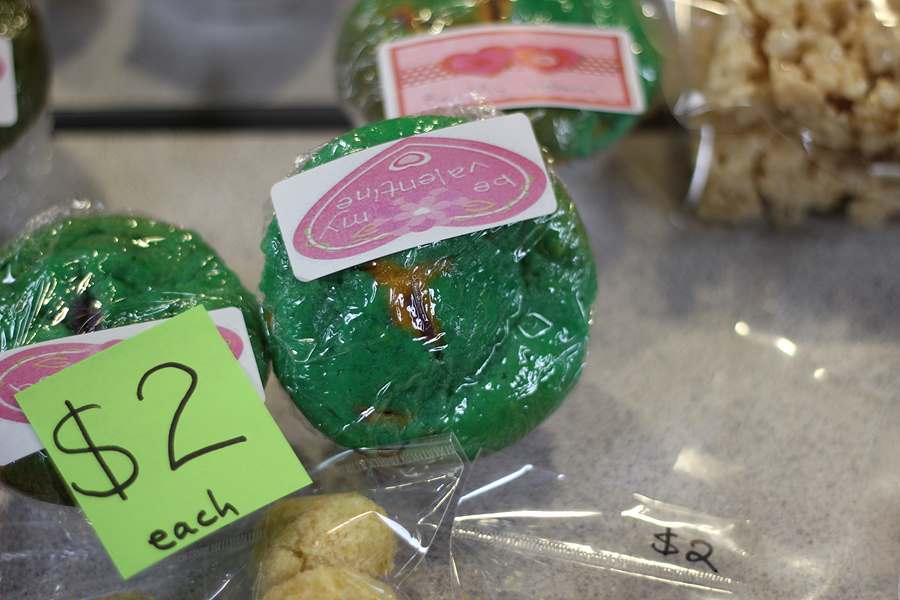 02082015-bakesale (5).jpg