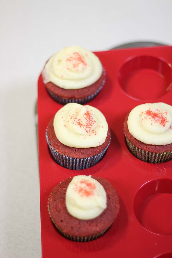 02082015-bakesale (3).jpg