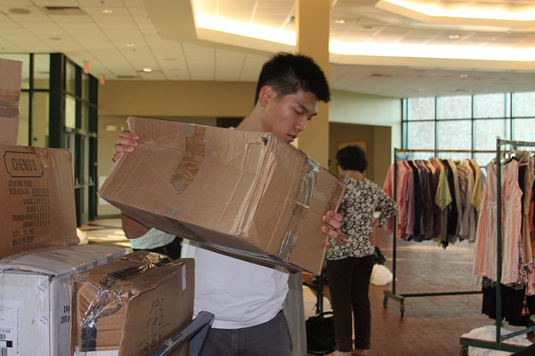 06092012-yardsale (1).jpg