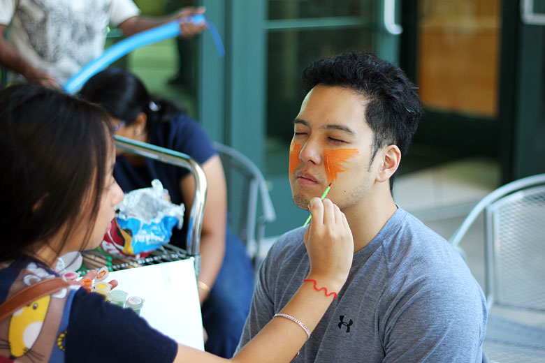 06092012-yardsale (40).jpg