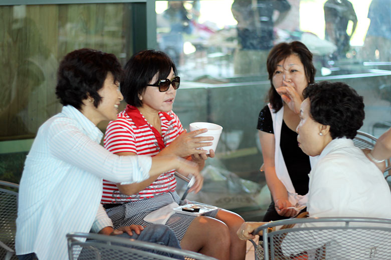 06092012-yardsale (47).jpg