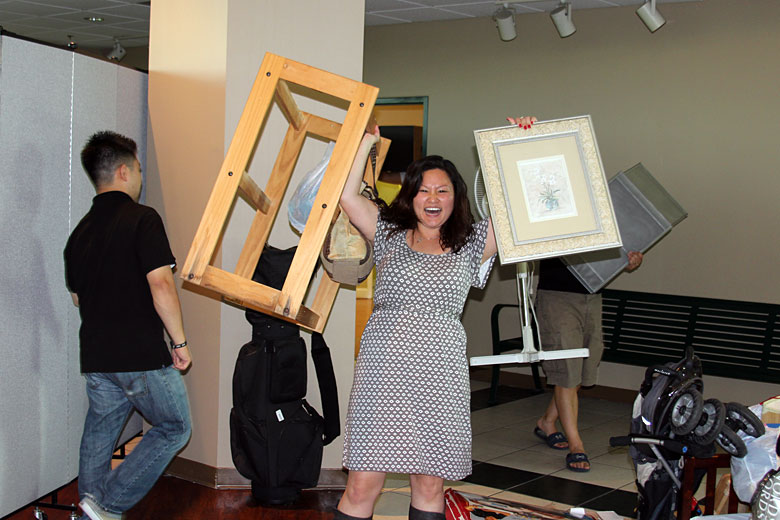 06092012-yardsale (3).jpg