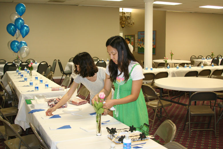 082909-oikos (14).jpg