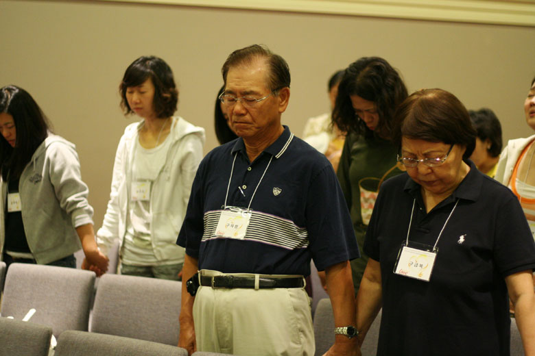 082909-oikos (23).jpg