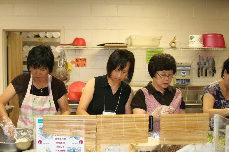 082909-oikos (34).jpg