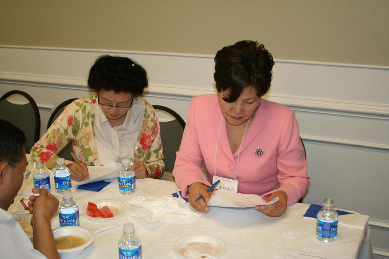 082909-oikos (42).jpg