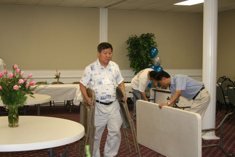 082909-oikos (44).jpg