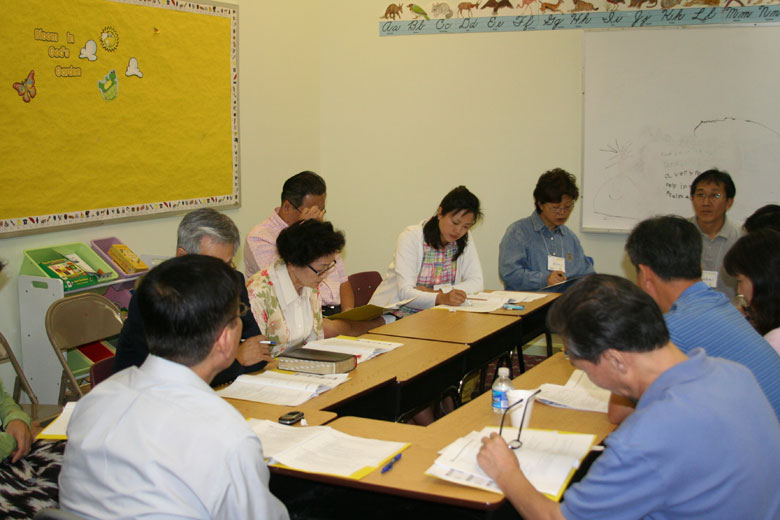 082909-oikos (53).jpg