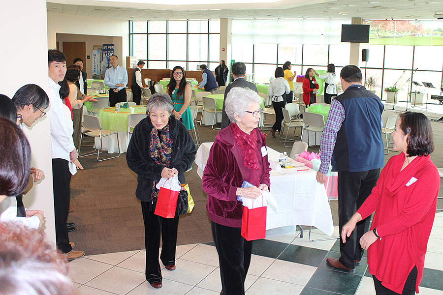 12022017-CovenantVillage (53).jpg