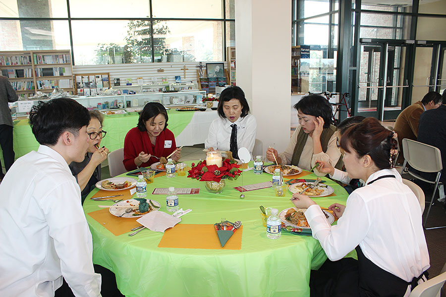 12022017-CovenantVillage (28).jpg