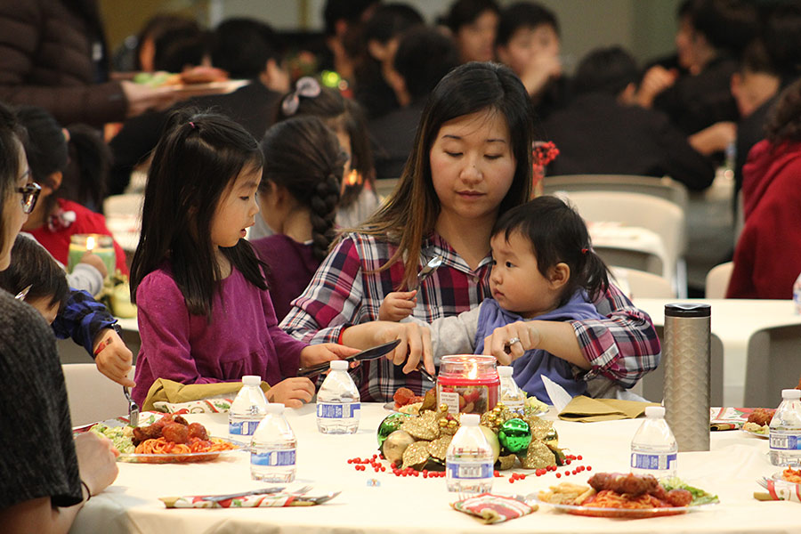 12182016-ESL-Banquet (32).jpg