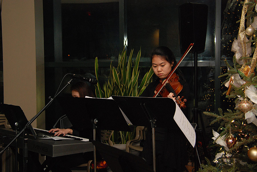 12182016-ESL-Banquet (9).jpg