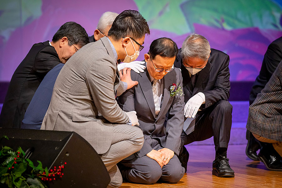 12112022-ordination (35).jpg