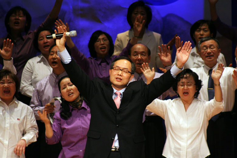 032011-worship (1).jpg