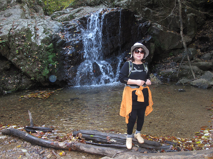 10172015-hiking2 (11).jpg