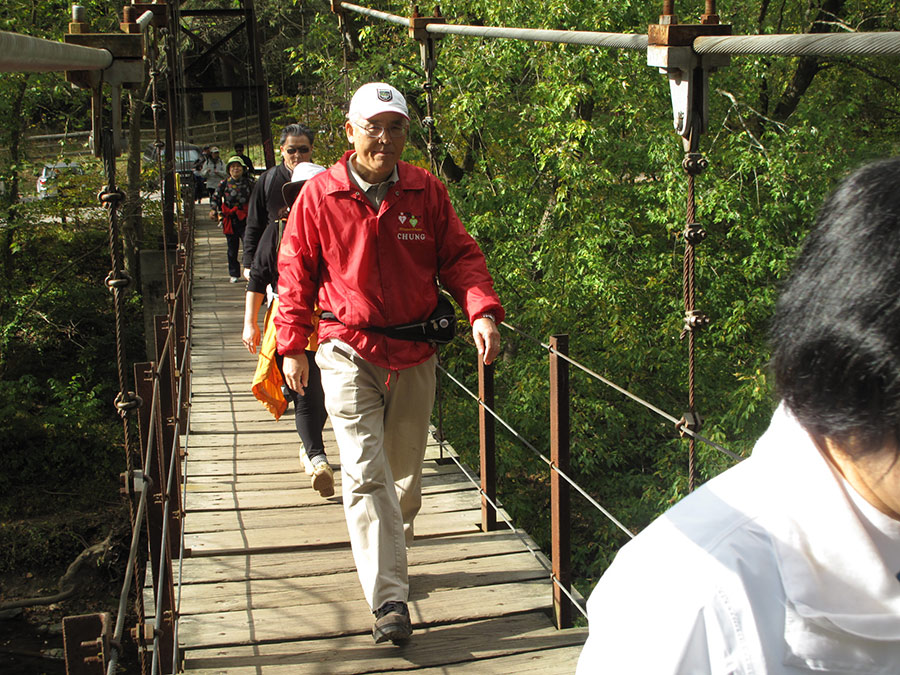 10172015-hiking2 (17).jpg