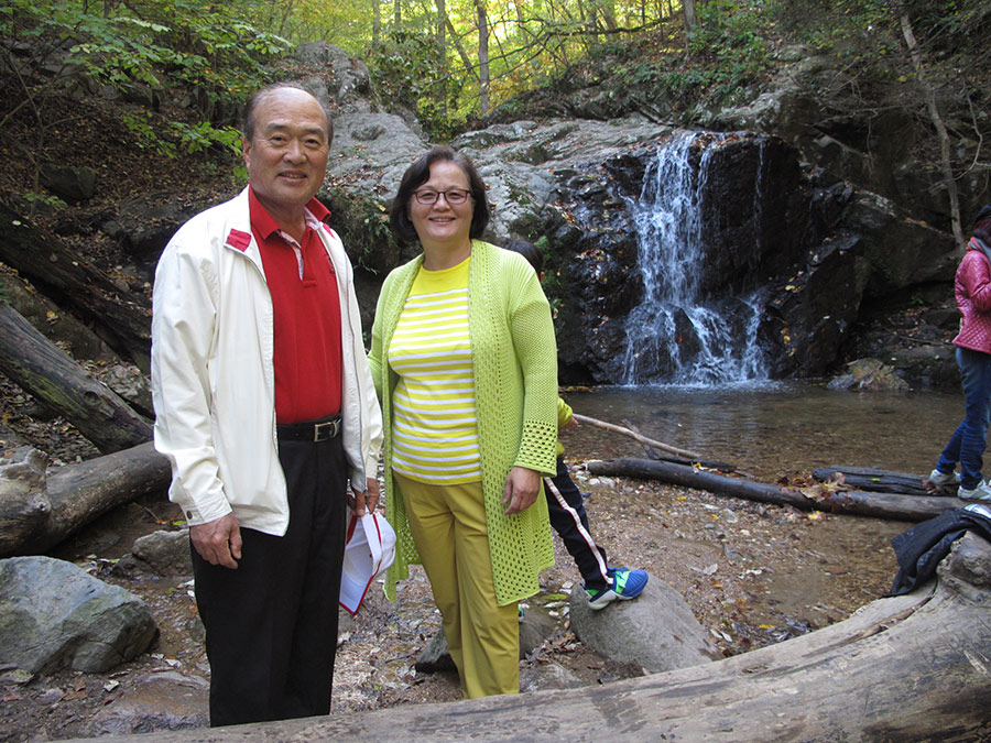 10172015-hiking2 (9).jpg