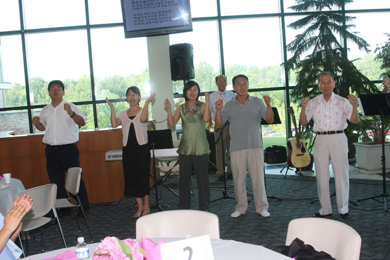 071810-newmemeber (16).jpg