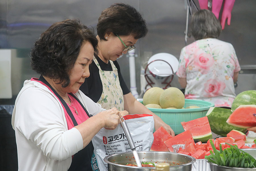 06012024-picnic-group2 (54).jpg