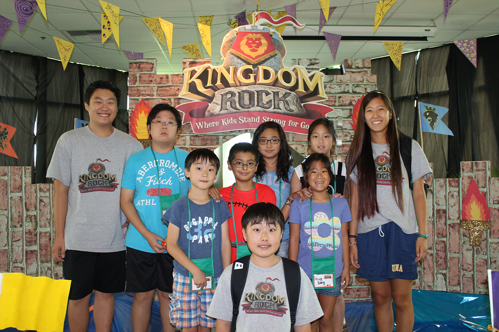 07302013-elementary-vbs-group (10).jpg