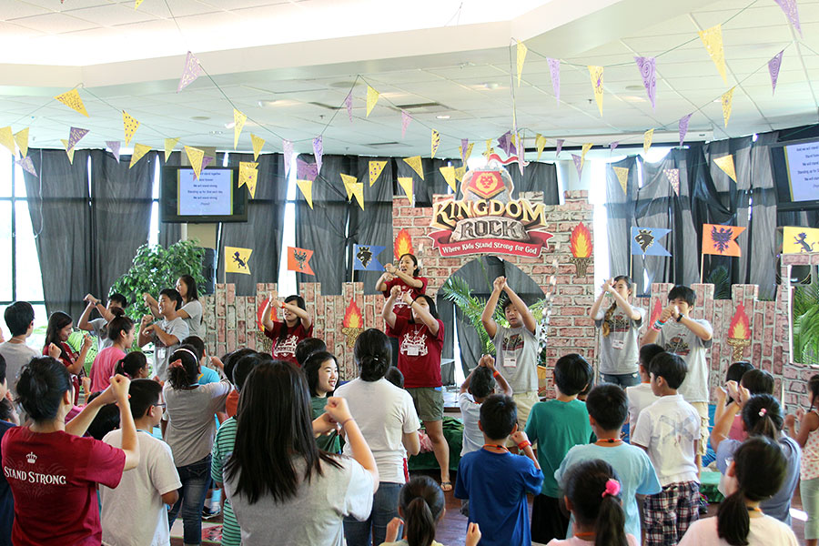 07302013-elementary-vbs (16).jpg