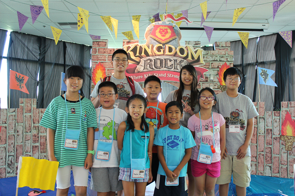 07302013-elementary-vbs-group (6).jpg