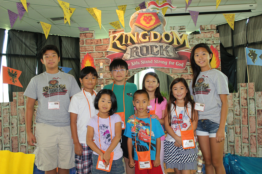 07302013-elementary-vbs-group (2).jpg