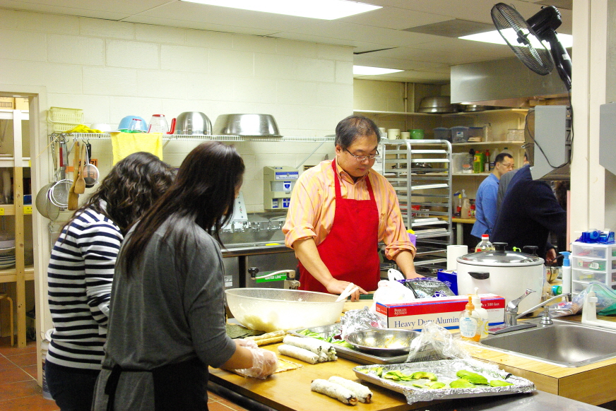 5기 성령의 날 꾸미기_VA 알파 6기 초청 만찬 009.JPG