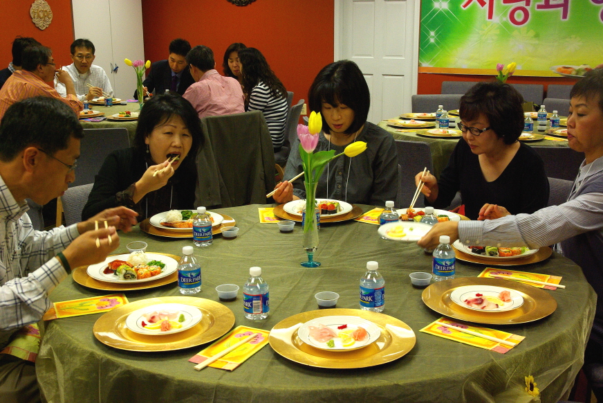 5기 성령의 날 꾸미기_VA 알파 6기 초청 만찬 065.JPG