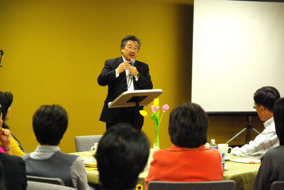 5기 성령의 날 꾸미기_VA 알파 6기 초청 만찬 100.JPG