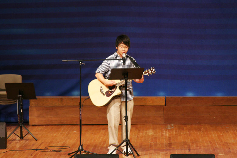 050910-auction (11).jpg