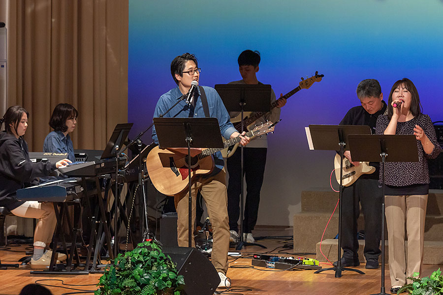 01022020-newyear-revival (10).jpg