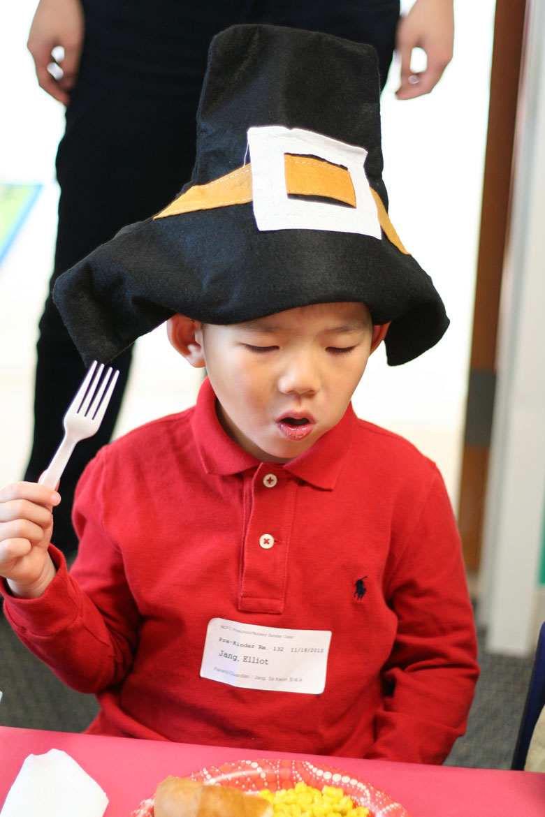 112110-ThanksgivingSunday (11).jpg