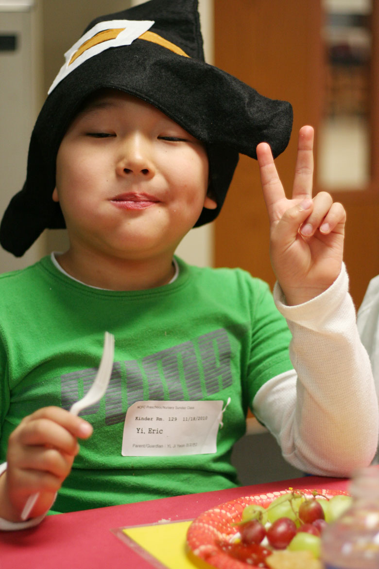 112110-ThanksgivingSunday (40).jpg