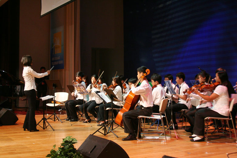 112110-ThanksgivingSunday (9).jpg