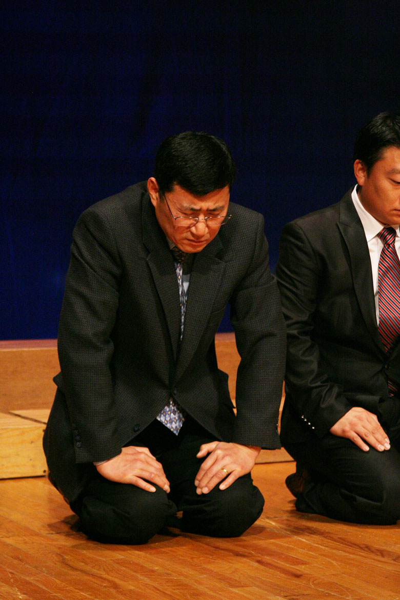 121210-worship (27).jpg