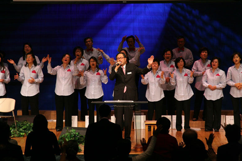 121210-worship.jpg