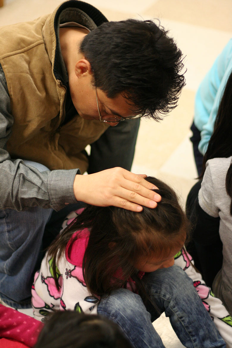 120310-pray (29).jpg