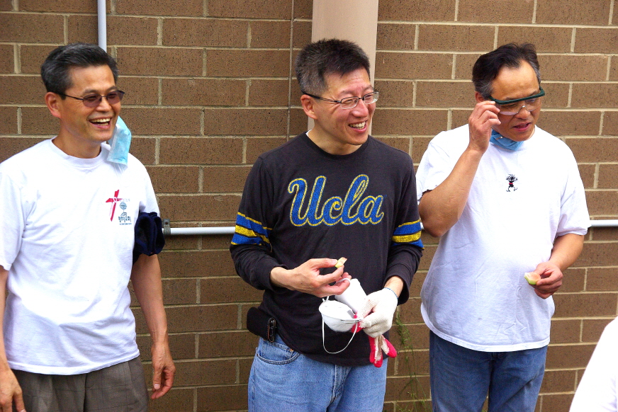 5기 성령의 날 꾸미기_va 대청소 033.JPG