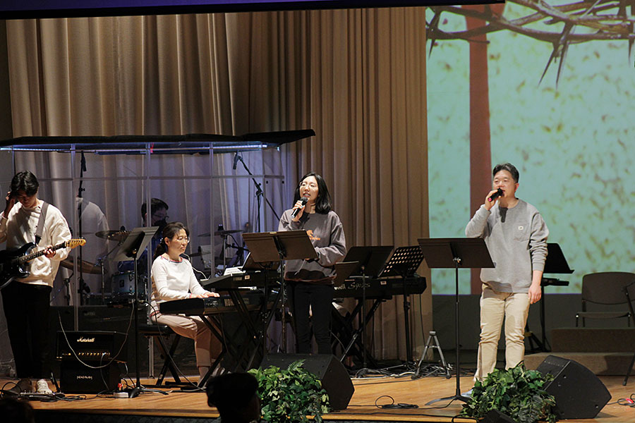 04032023-Passionweek (17).jpg