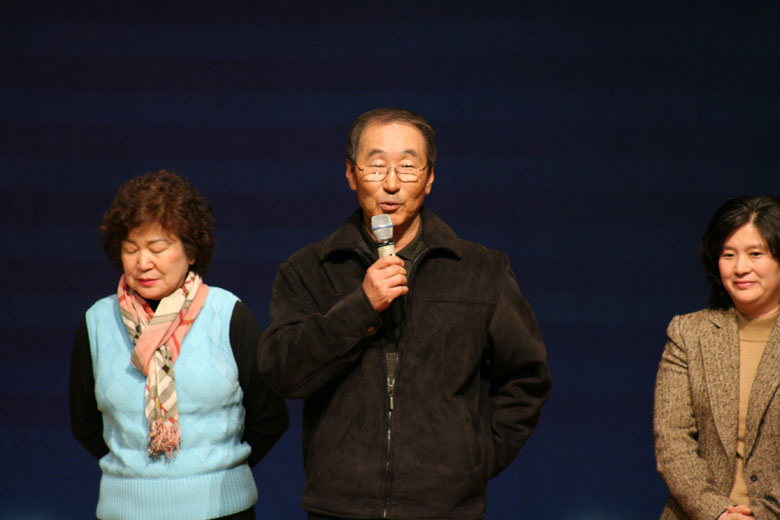 030310-senior (7).jpg